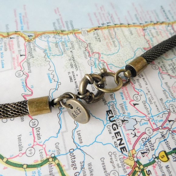 Abercrombie & Fitch crystal necklace - Picture 4 of 6